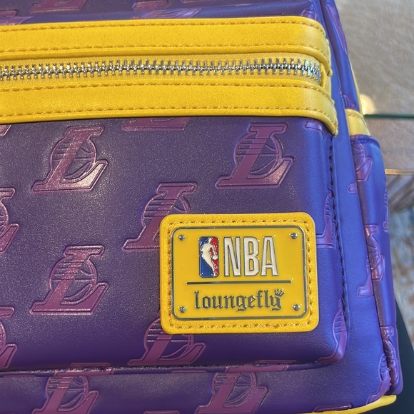NBA Lakers Loungefly Backpack - Picture 5 of 5